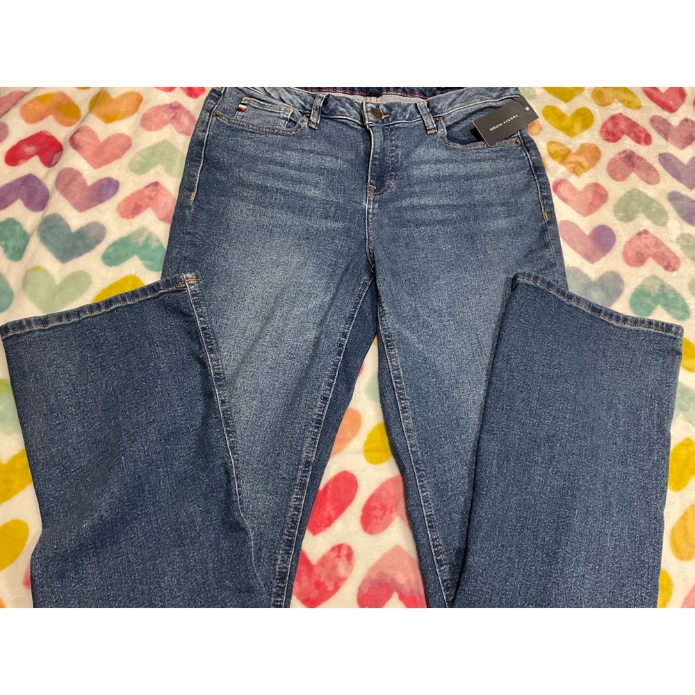 NWT Tommy Hilfiger Women‎ Tribeca Bootcut Jeans Medium Wash Size 8